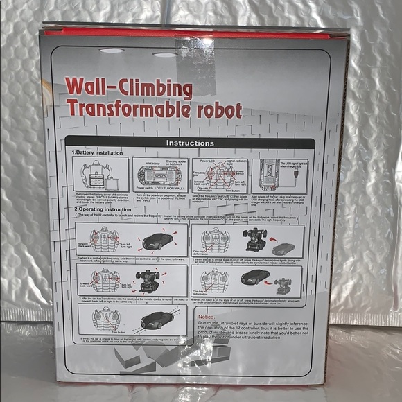 Wall climbing transformable robot - Picture 2 of 2